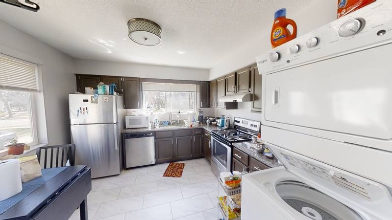 Apartment for rent at 1302 W Huron St, Ann Arbor, MI 48103