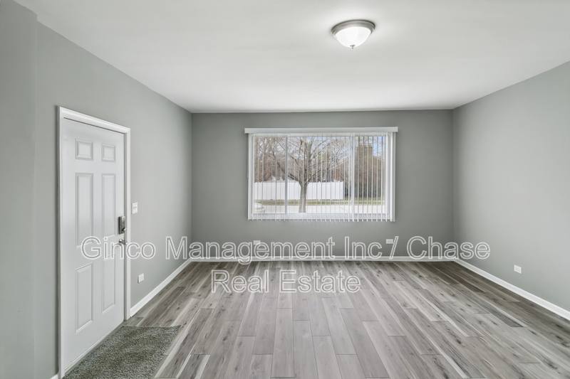 Apartment for rent at 9305 S Homan Ave #1, Evergreen Park, IL 60805