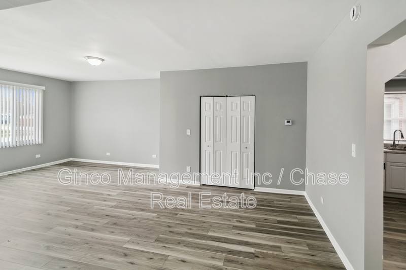 Apartment for rent at 9305 S Homan Ave #1, Evergreen Park, IL 60805