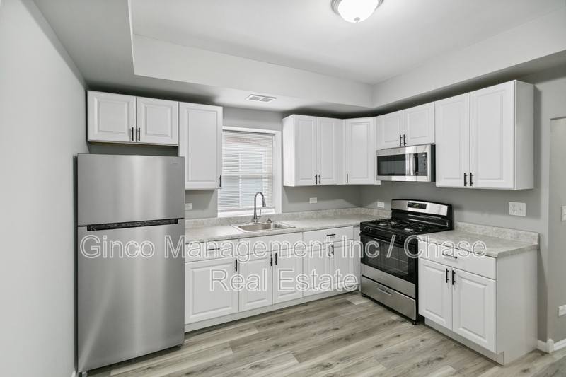 Apartment for rent at 9305 S Homan Ave #1, Evergreen Park, IL 60805