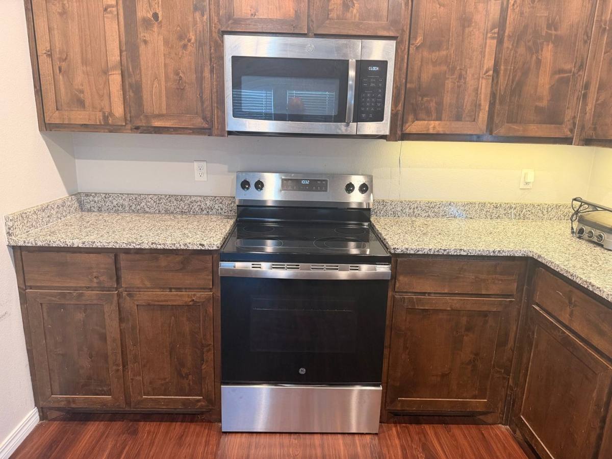 House for rent at 1002 Westgate Ave, Durant, OK 74701