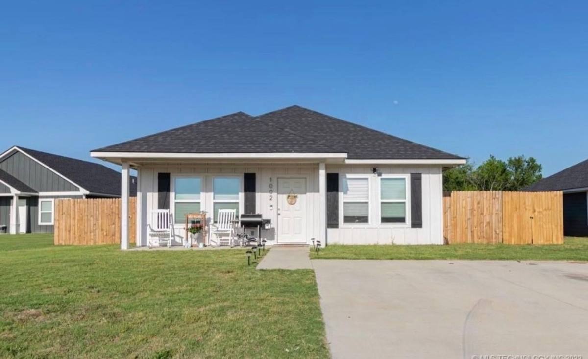 House for rent at 1002 Westgate Ave, Durant, OK 74701