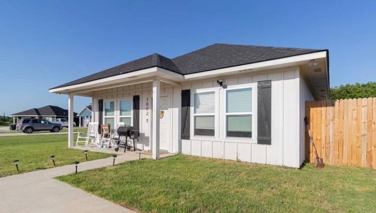 House for rent at 1002 Westgate Ave, Durant, OK 74701