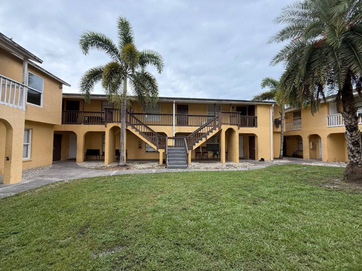 Apartment for rent at 3950 Lora St, Fort Myers, FL 33916