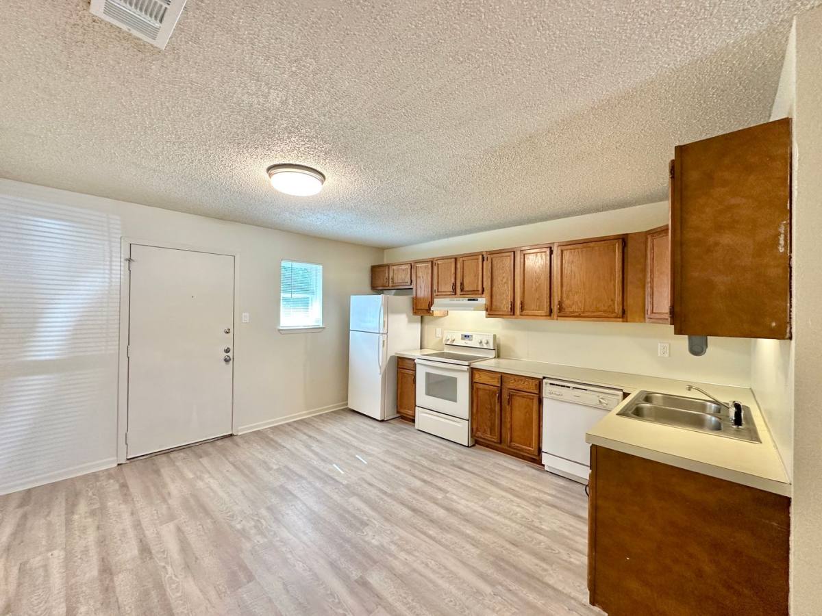 Townhouse for rent at 1513 Indian Trail, Harker Heights, TX 76548