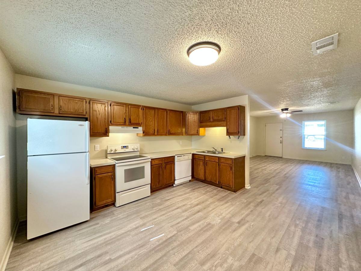 Townhouse for rent at 1513 Indian Trail, Harker Heights, TX 76548