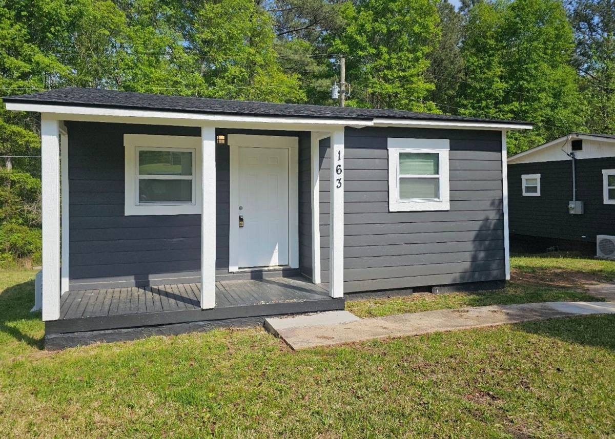 House for rent at 163 Kathryn Rd, Griffin, GA 30223