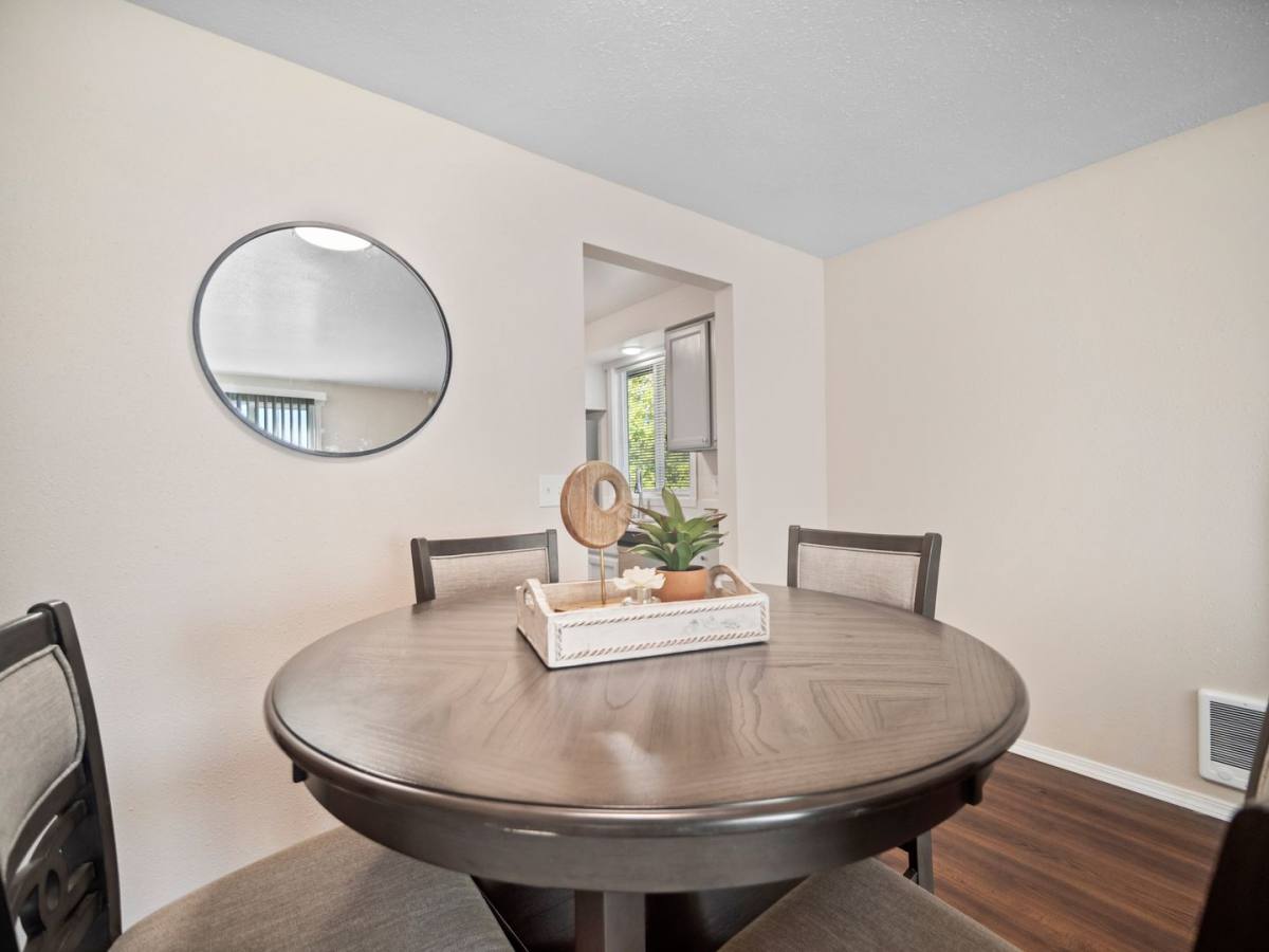 Condo for rent at 225 E Westview, Spokane, WA 99218