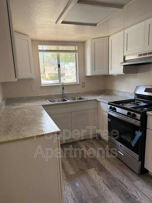 Apartment for rent at 720 E Elm Ave #D, Coalinga, CA 93210