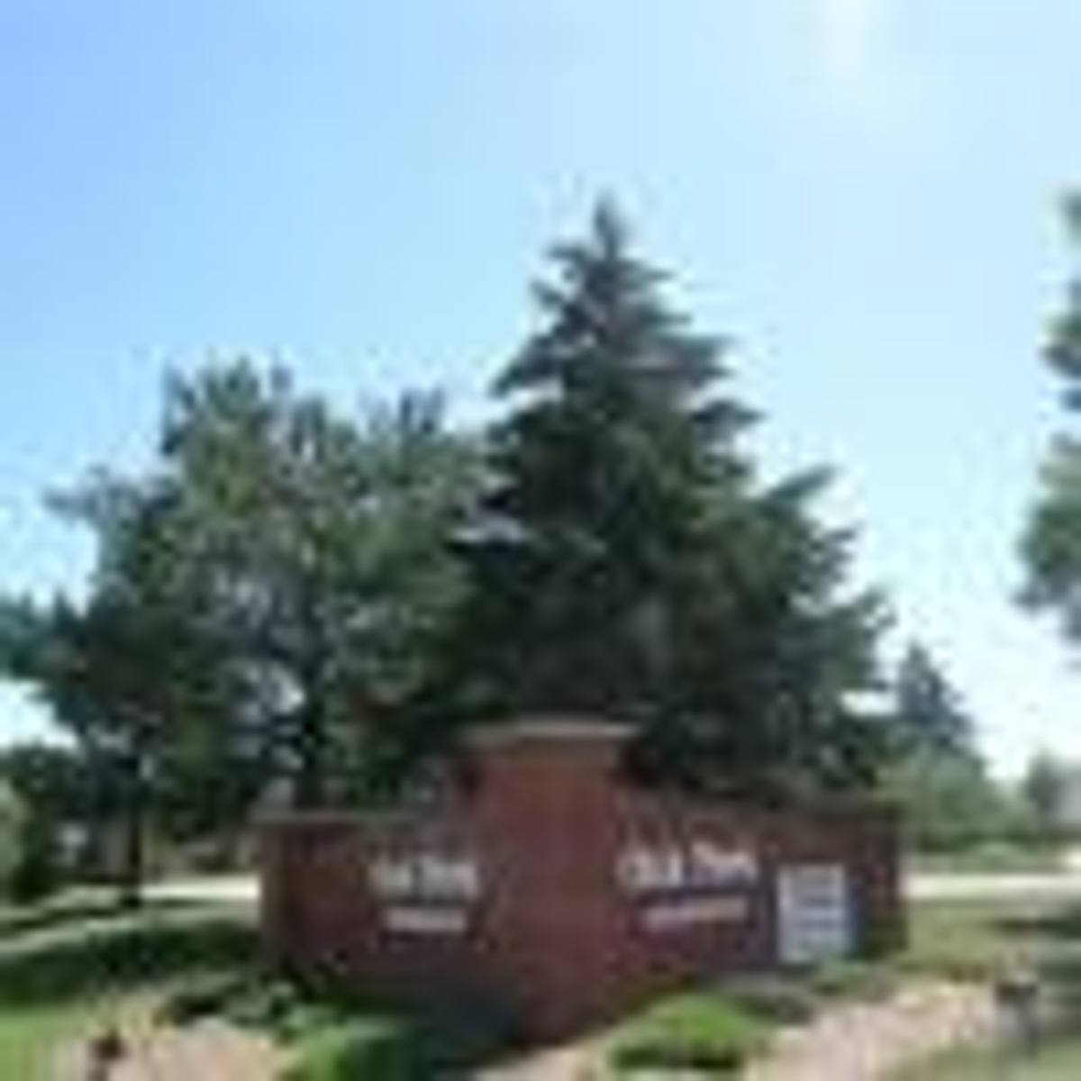 Apartment for rent at 8828 S Oak Park Dr, Oak Creek, WI 53154