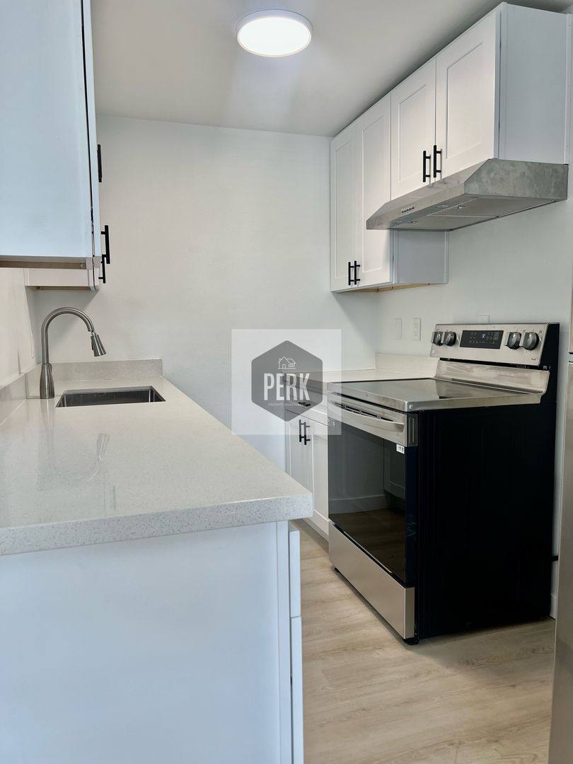 Apartment for rent at 1736-1740 S Horton St, Seattle, WA 98144