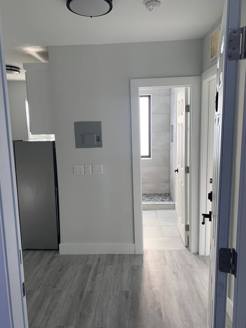 Apartment for rent at 1639 Madison St, Hollywood, FL 33020