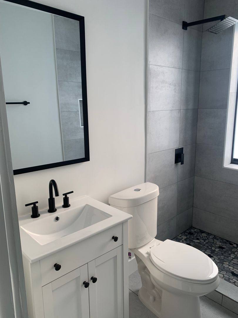 Apartment for rent at 1639 Madison St, Hollywood, FL 33020