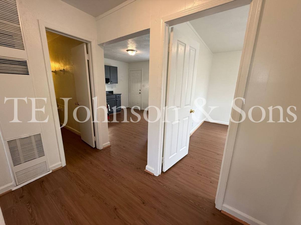 Apartment for rent at 1137 N Cameron Ave #C, Winston Salem, NC 27101