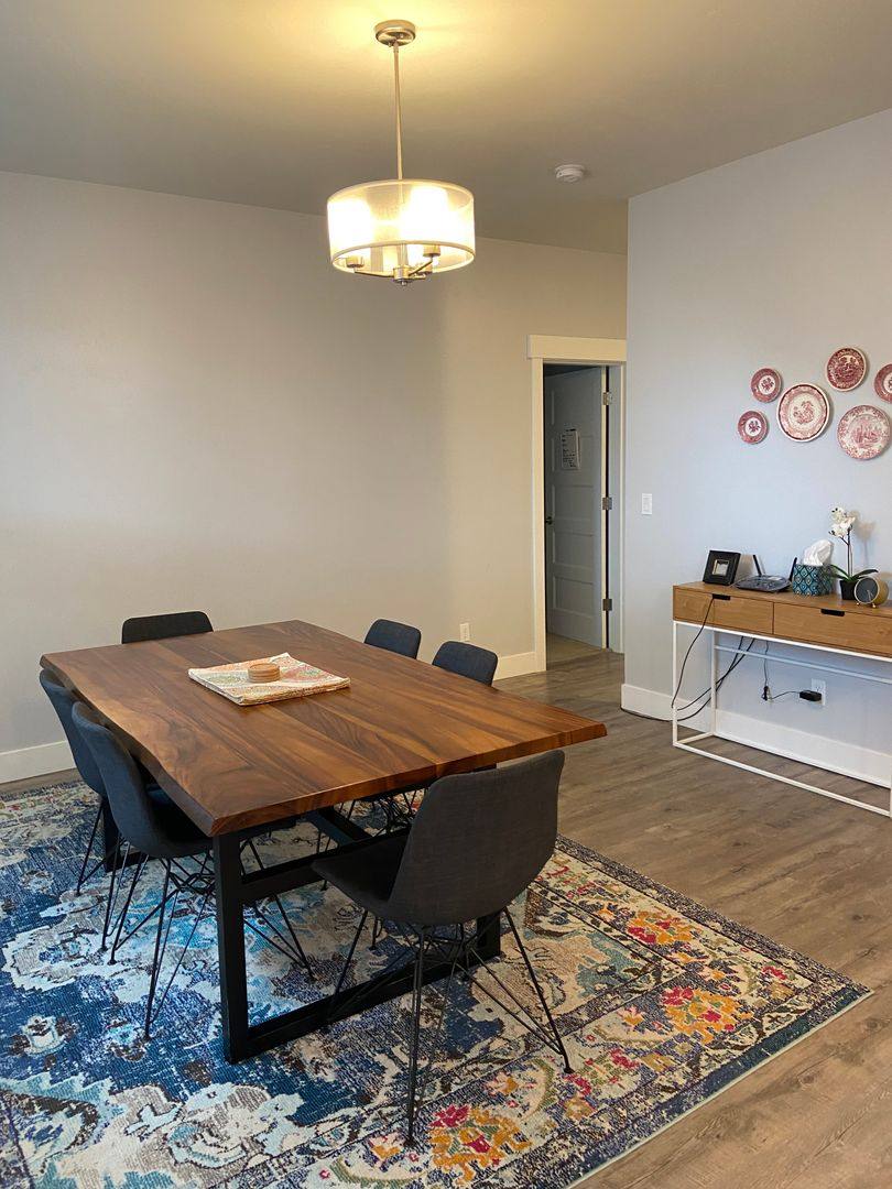 House for rent at 1332 Wasco St, Hood River, OR 97031