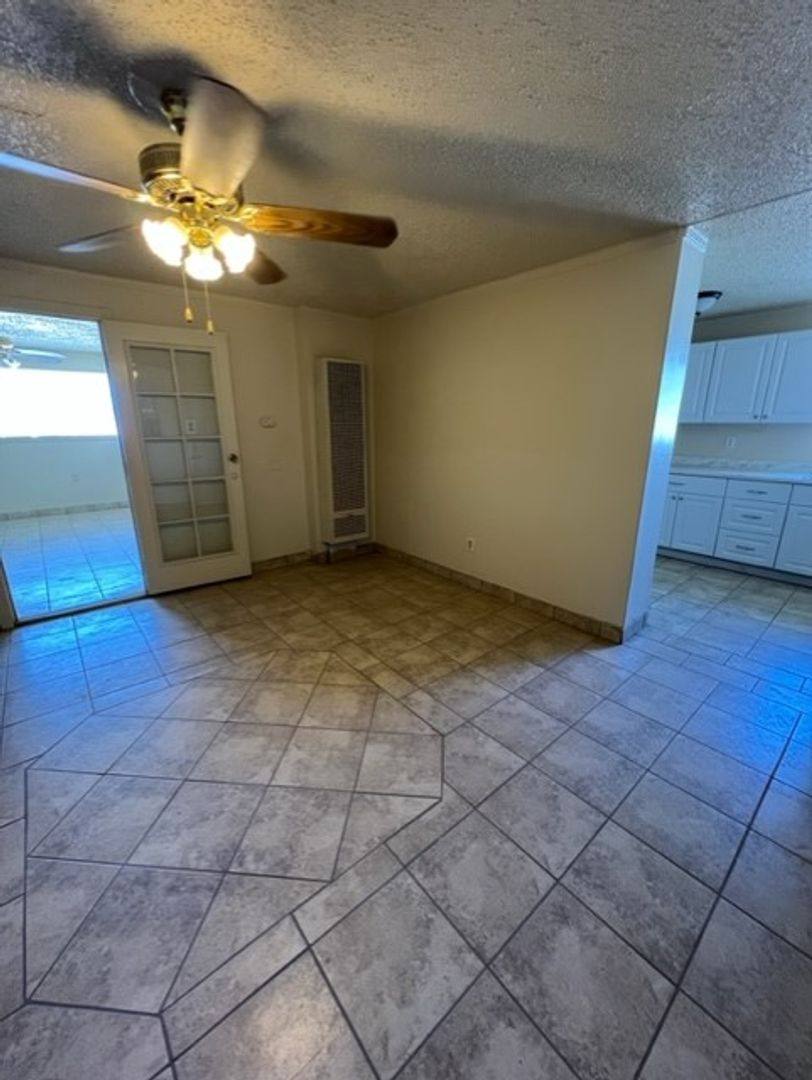 House for rent at 1092 E Hosking Ave, Bakersfield, CA 93307