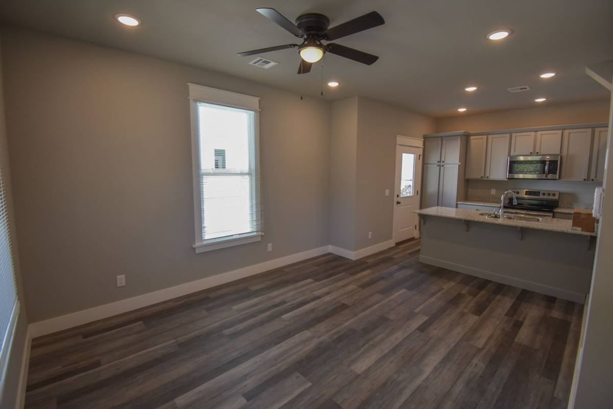 Apartment for rent at 748 S Locust Ave, Fayetteville, AR 72701