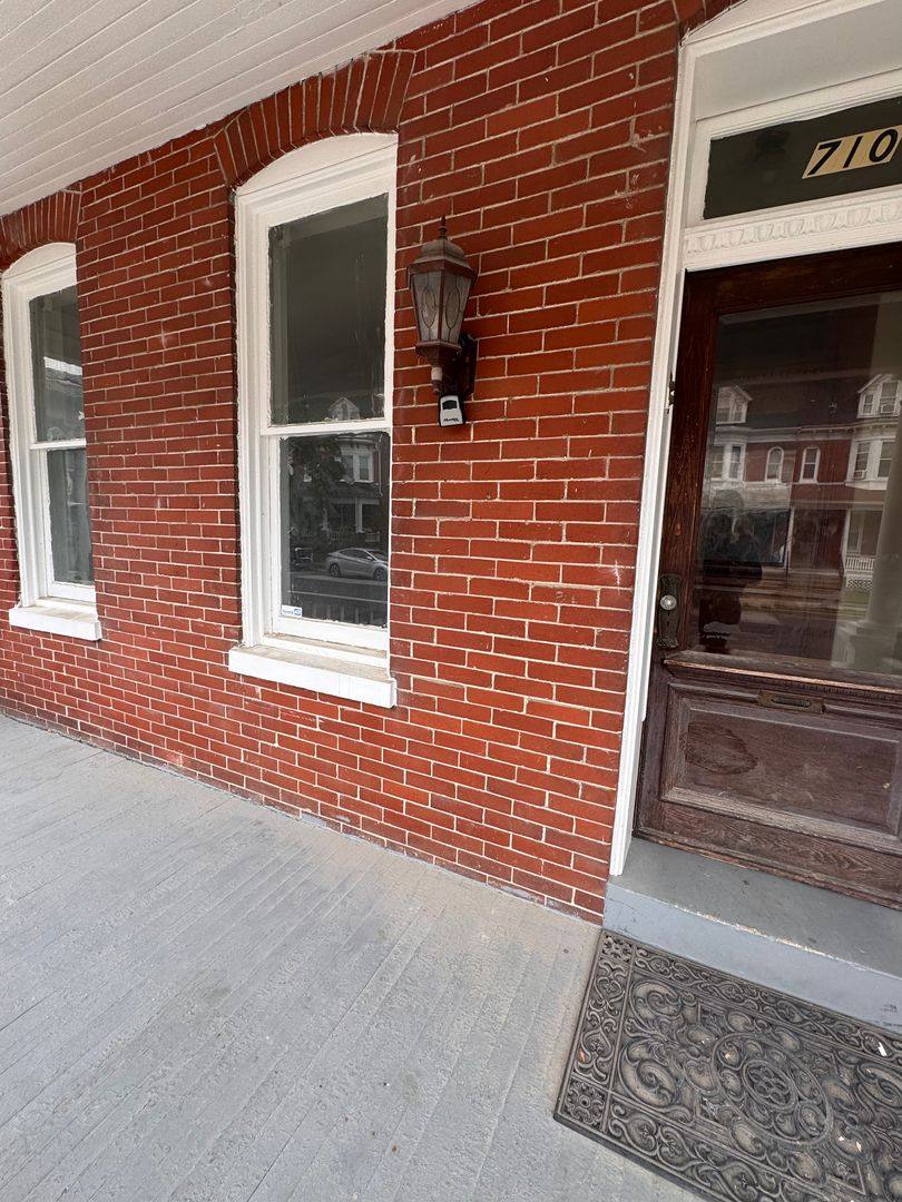 Apartment for rent at 710 Pennsylvania Ave, York, PA 17404