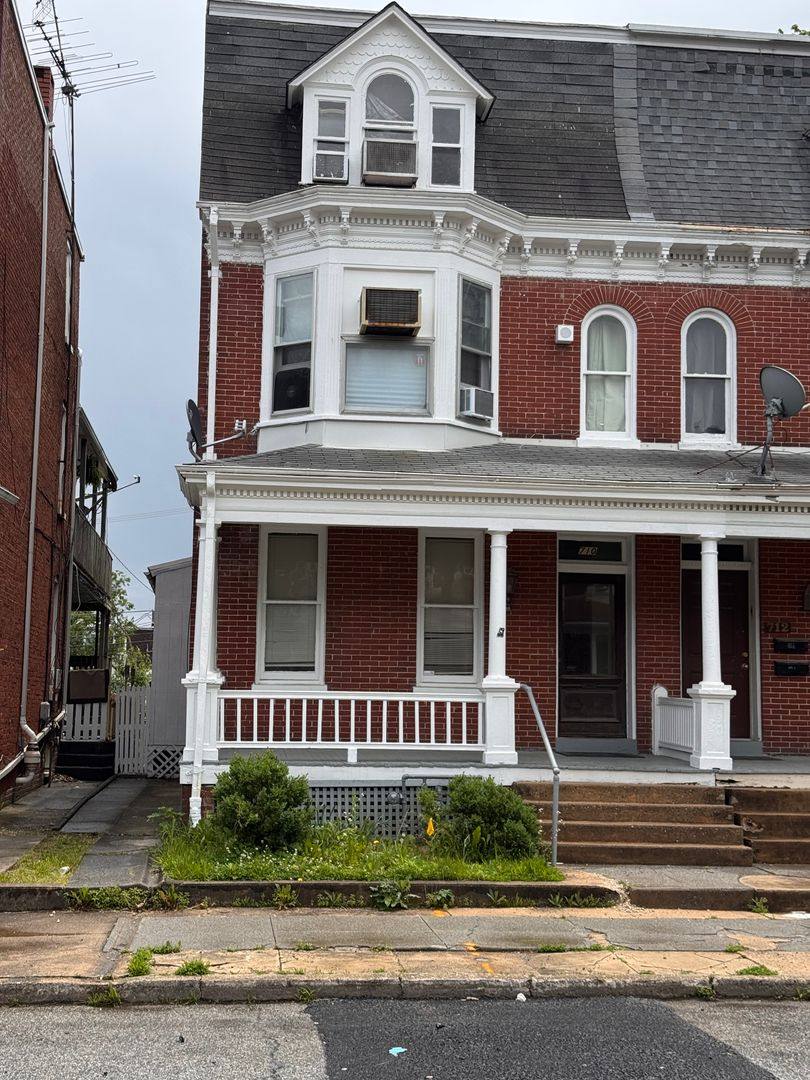Apartment for rent at 710 Pennsylvania Ave, York, PA 17404