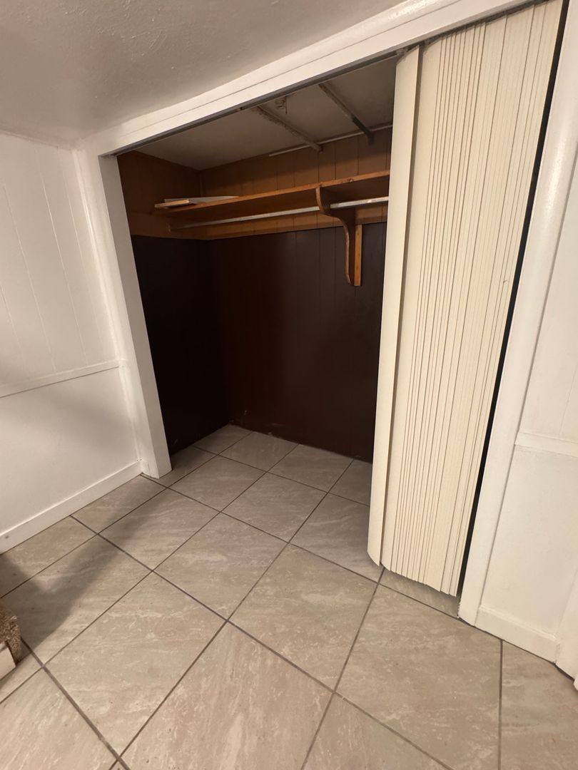 Apartment for rent at 710 Pennsylvania Ave, York, PA 17404