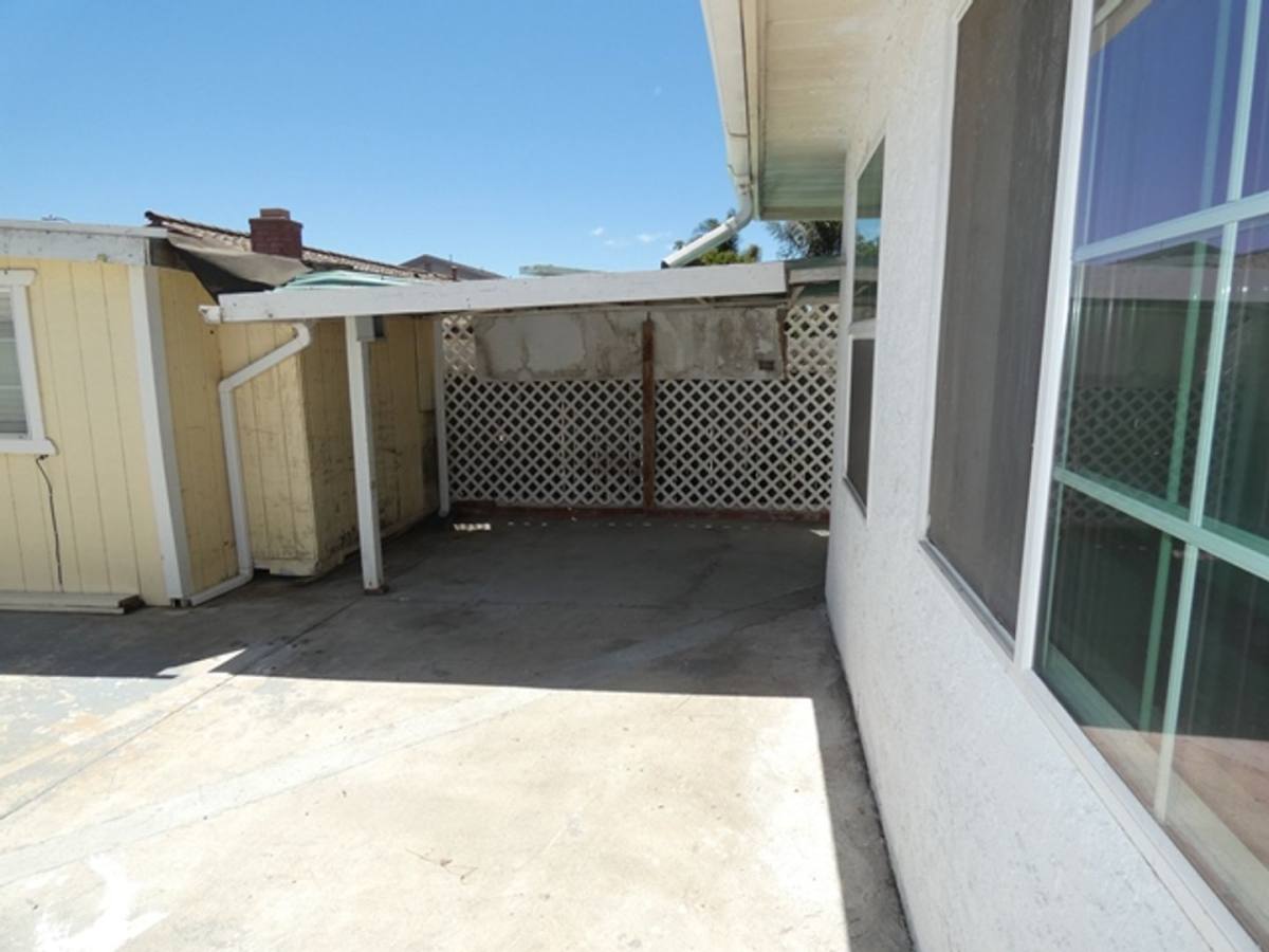 House for rent at 1293 Oak Knoll Rd, Santa Maria, CA 93455