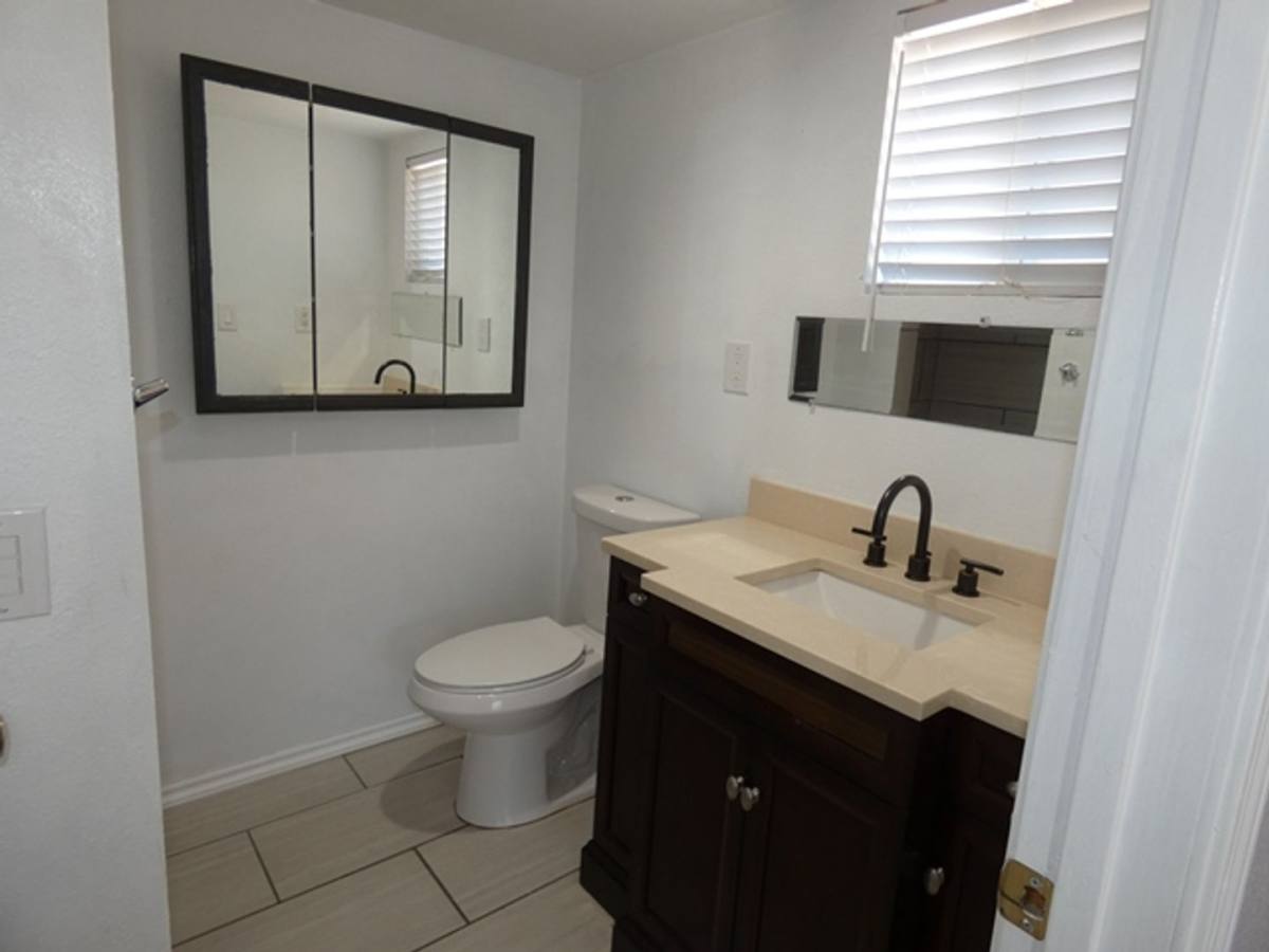 House for rent at 1293 Oak Knoll Rd, Santa Maria, CA 93455