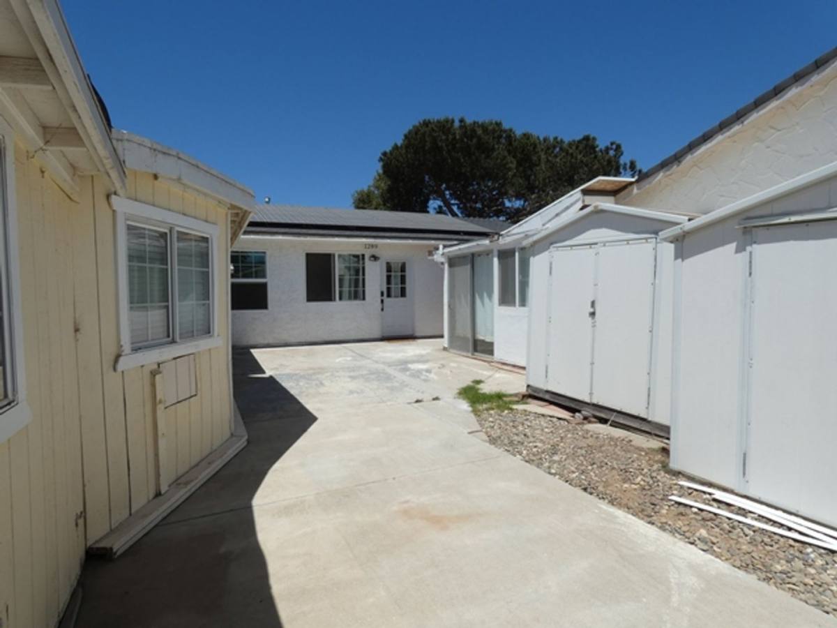 House for rent at 1293 Oak Knoll Rd, Santa Maria, CA 93455