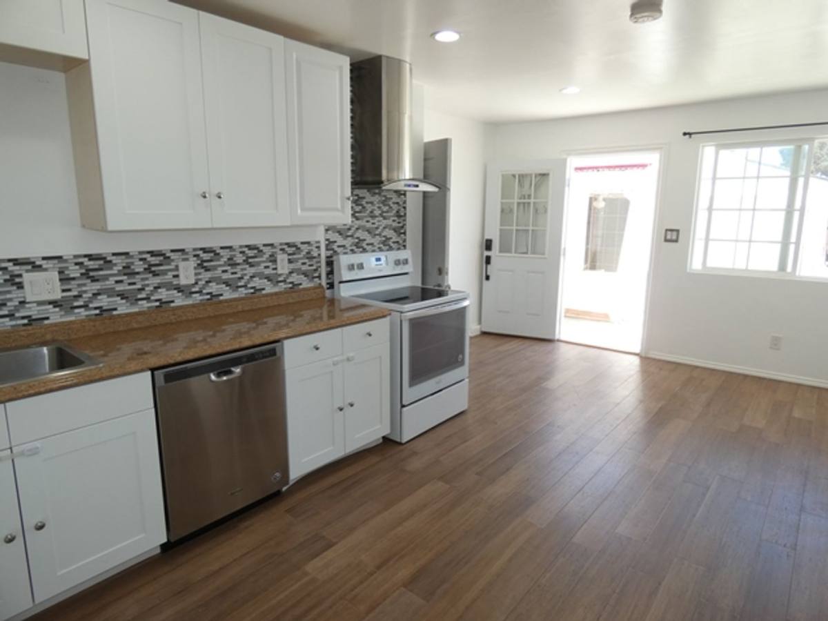 House for rent at 1293 Oak Knoll Rd, Santa Maria, CA 93455