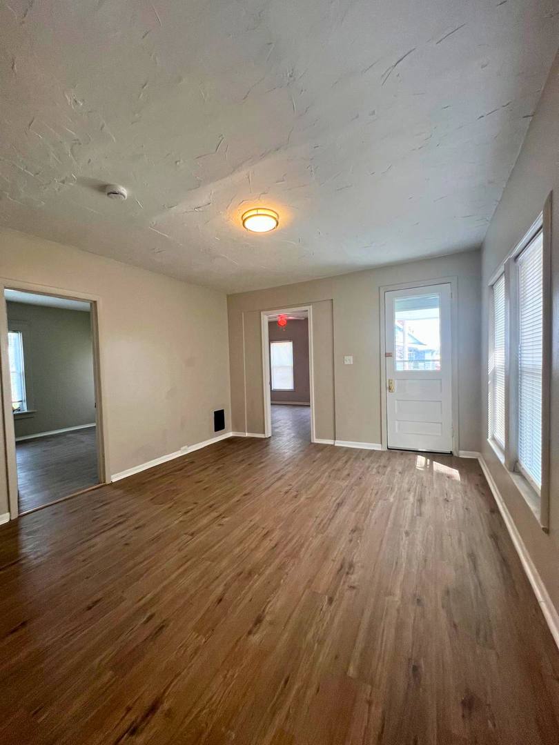 Apartment for rent at 836 E 156th St, Cleveland, OH 44110