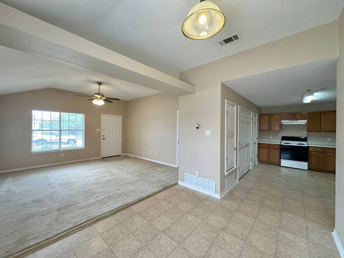 Townhouse for rent at 202 Janelle Dr, Copperas Cove, TX 76522