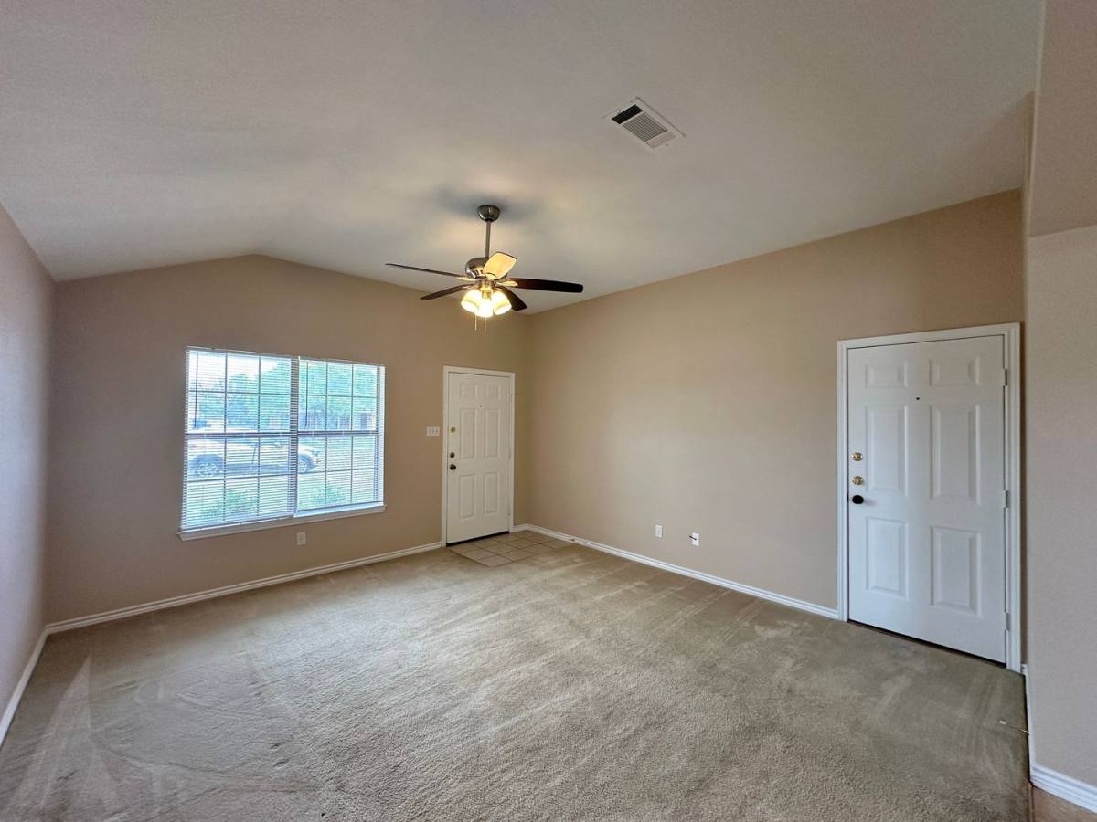 Townhouse for rent at 202 Janelle Dr, Copperas Cove, TX 76522
