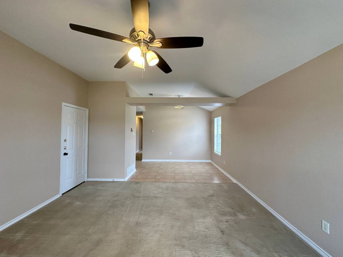 Townhouse for rent at 202 Janelle Dr, Copperas Cove, TX 76522
