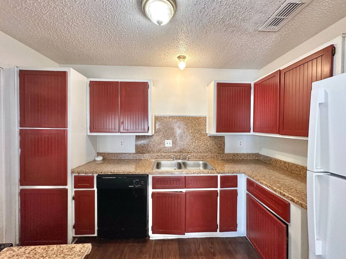 House for rent at 2105 Creekwood Dr, Killeen, TX 76542