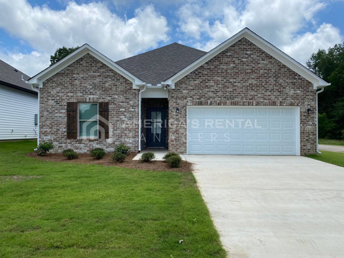 House for rent at 10 County Rd, Thorsby, AL 35171