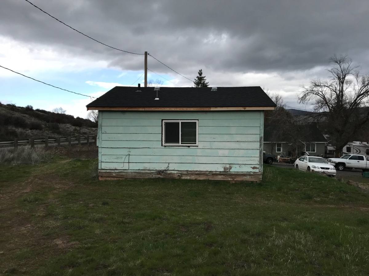 House for rent at 220 Doty, Klamath Falls, OR 97601
