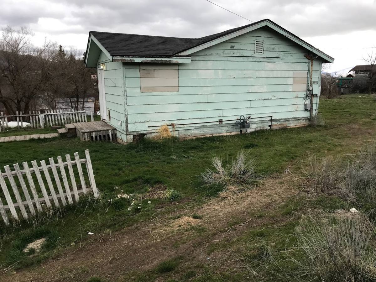 House for rent at 220 Doty, Klamath Falls, OR 97601
