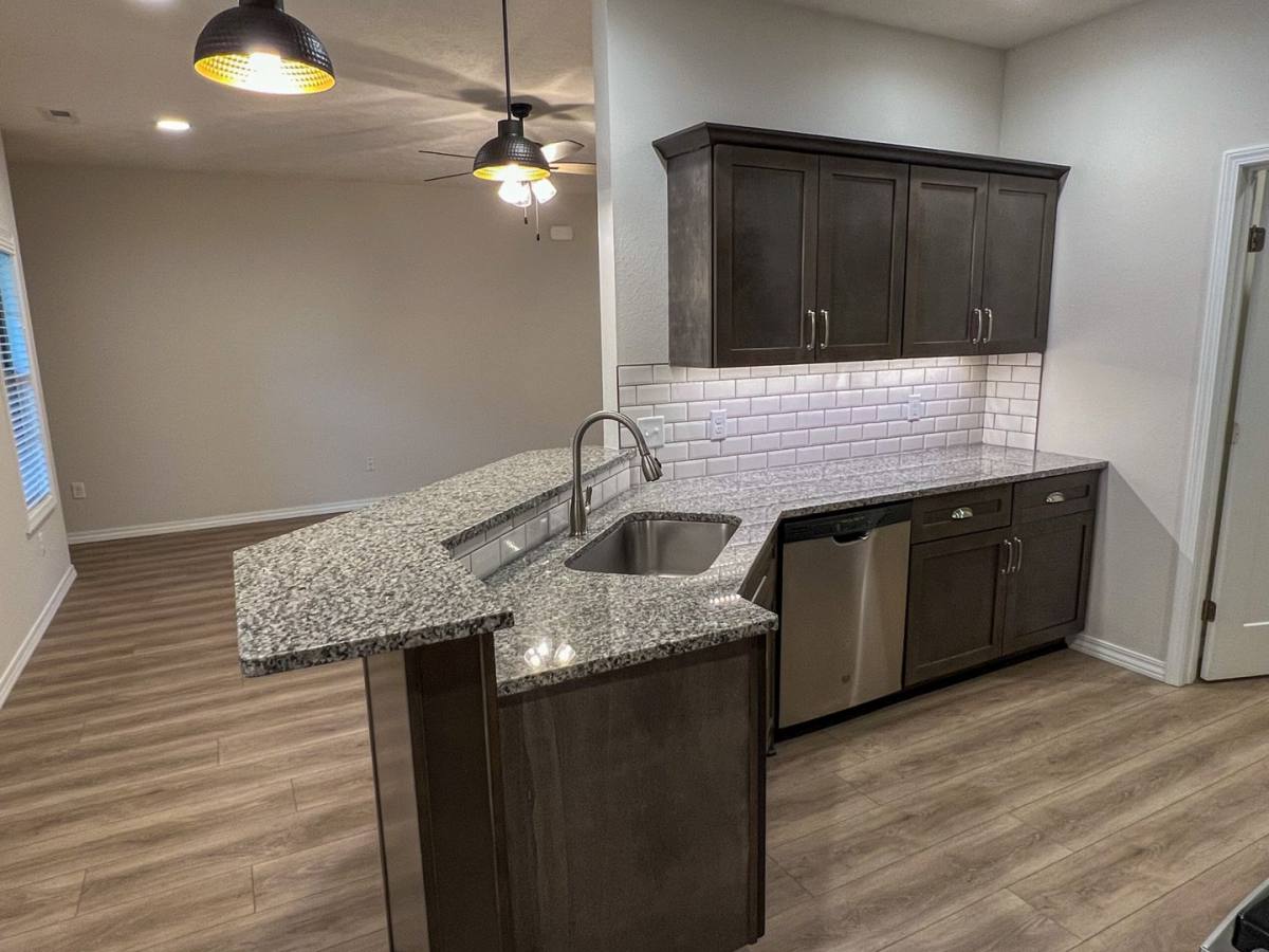 Townhouse for rent at 3021 W Cardinal St, Springfield, MO 65810