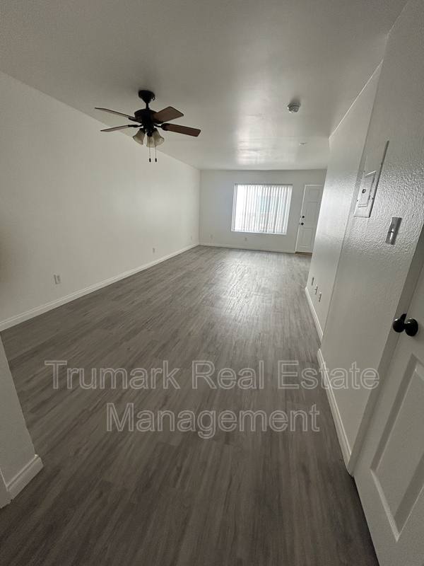 Townhouse for rent at 1122 E Elk Ave #119, Glendale, CA 91205