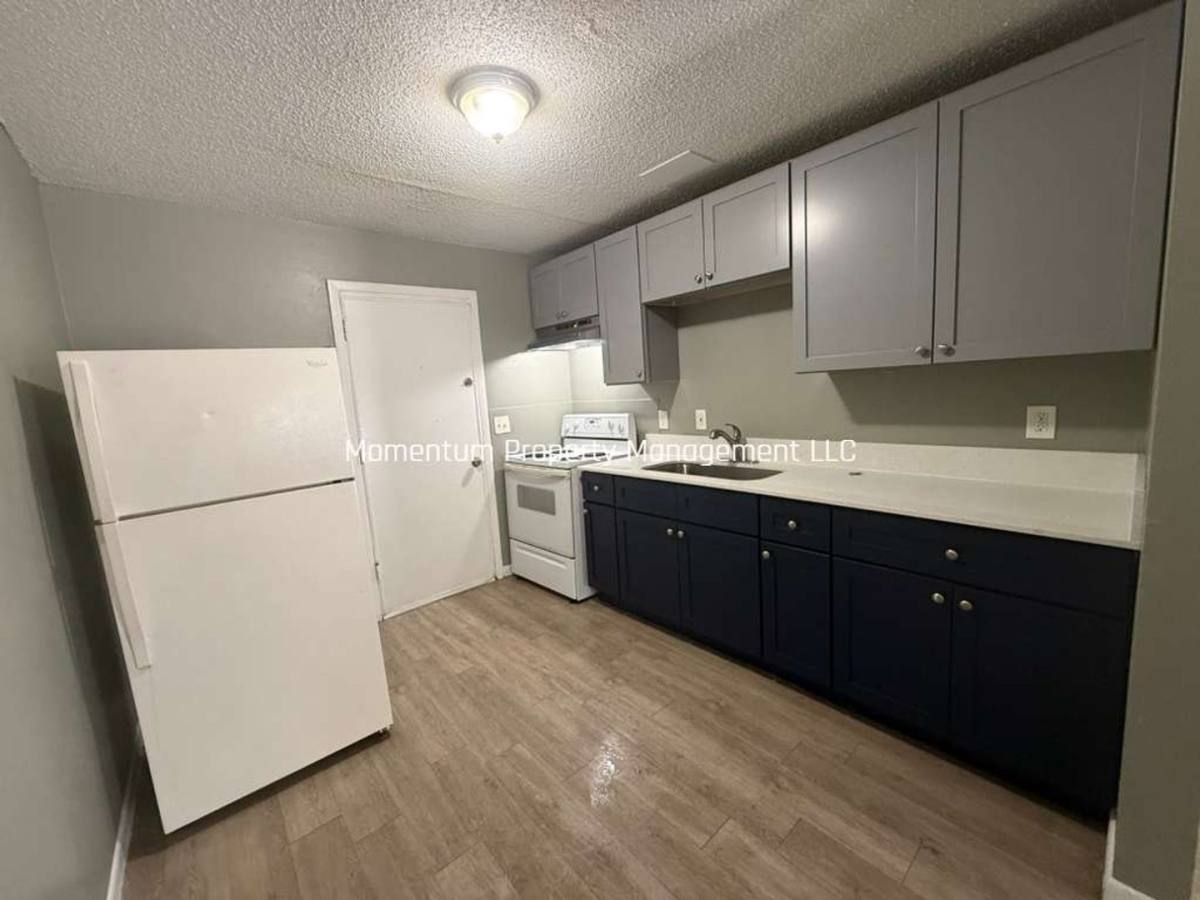 Apartment for rent at 8218 N Elmer St, Tampa, FL 33604