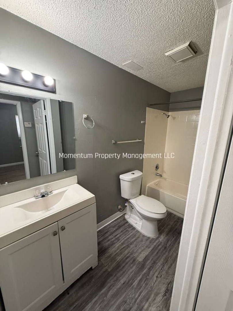Apartment for rent at 8218 N Elmer St, Tampa, FL 33604