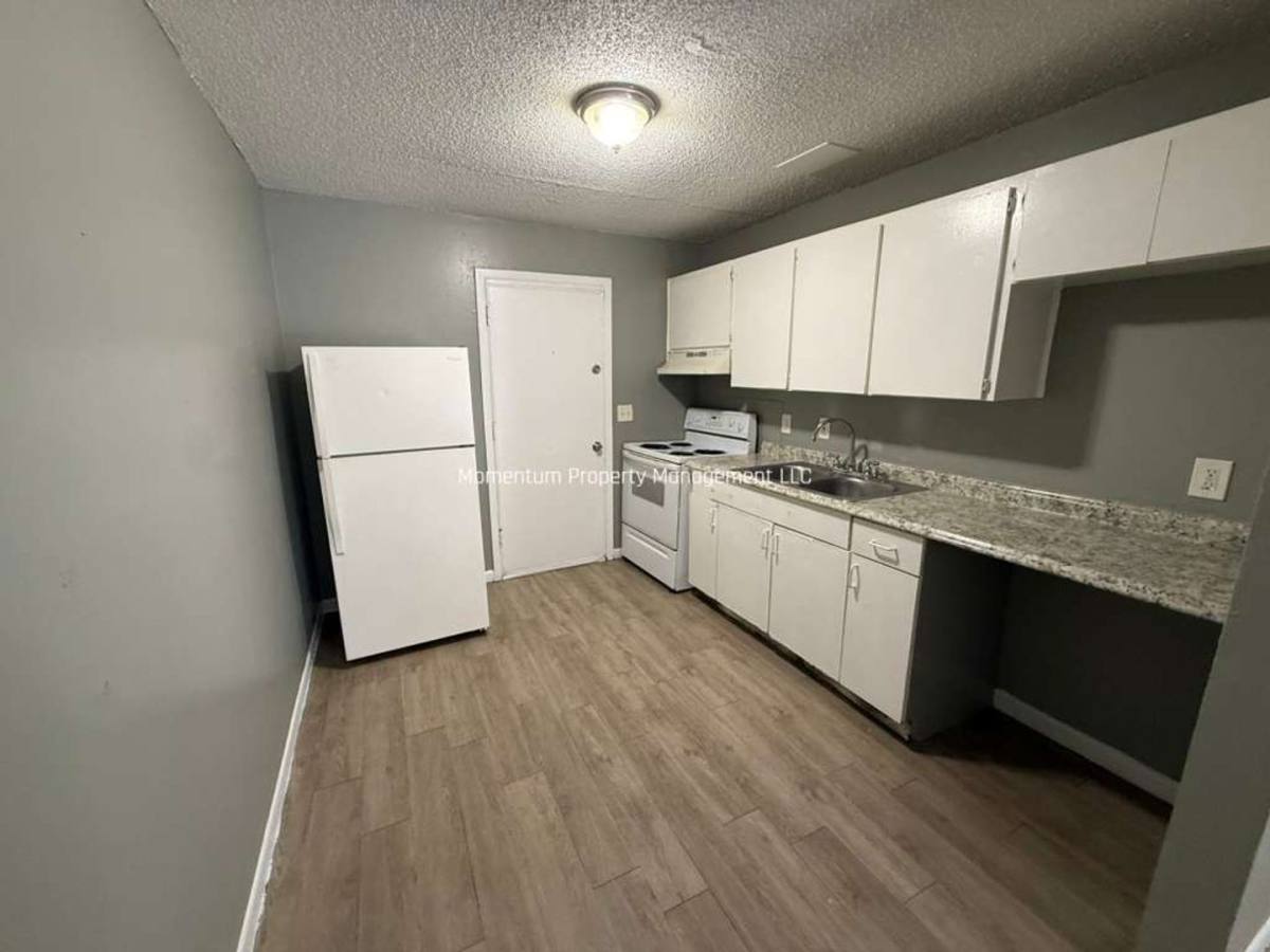 Apartment for rent at 8218 N Elmer St, Tampa, FL 33604