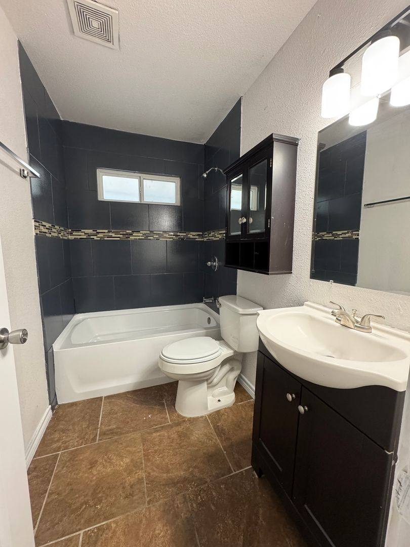 Apartment for rent at 10115 Sahara St, San Antonio, TX 78216