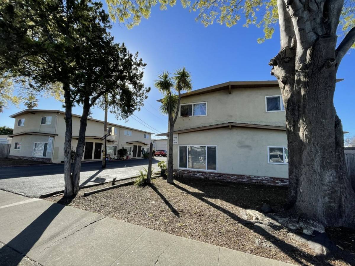Apartment for rent at 934 Schafer Rd, Hayward, CA 94544