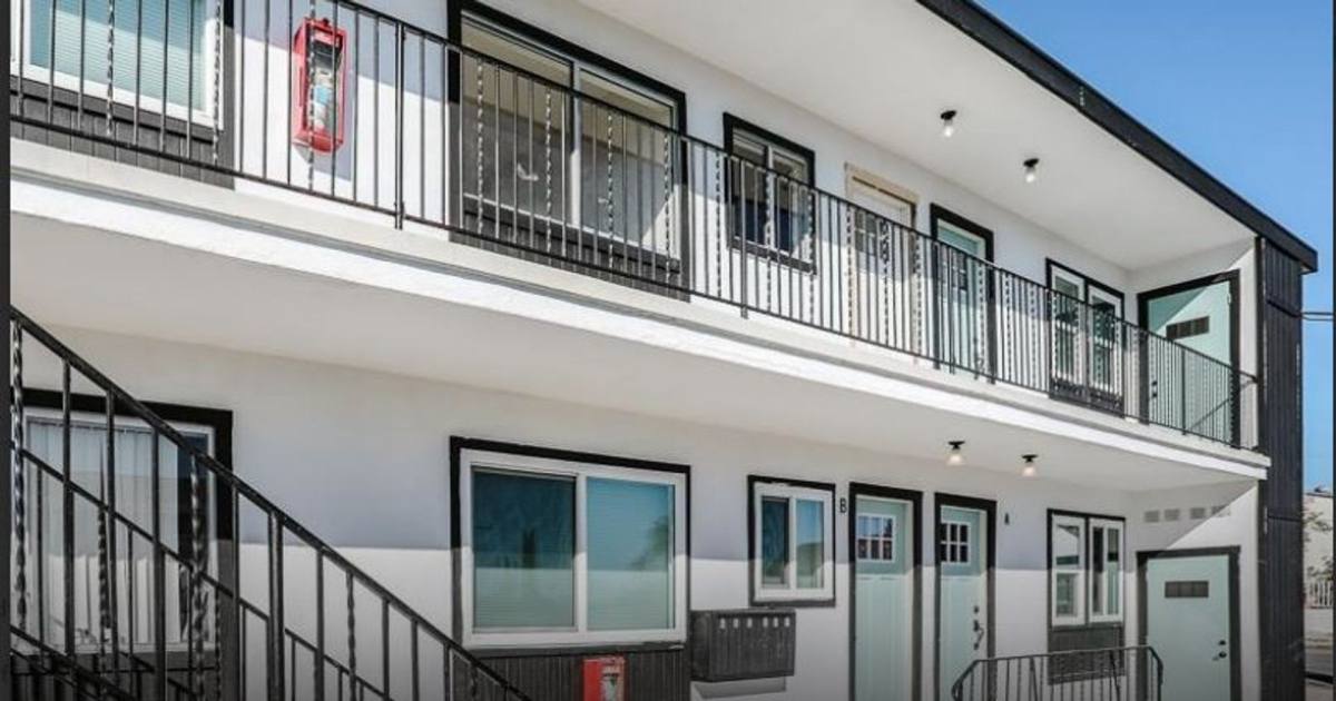Apartment for rent at 3826 Winona Ave, San Diego, CA 92105