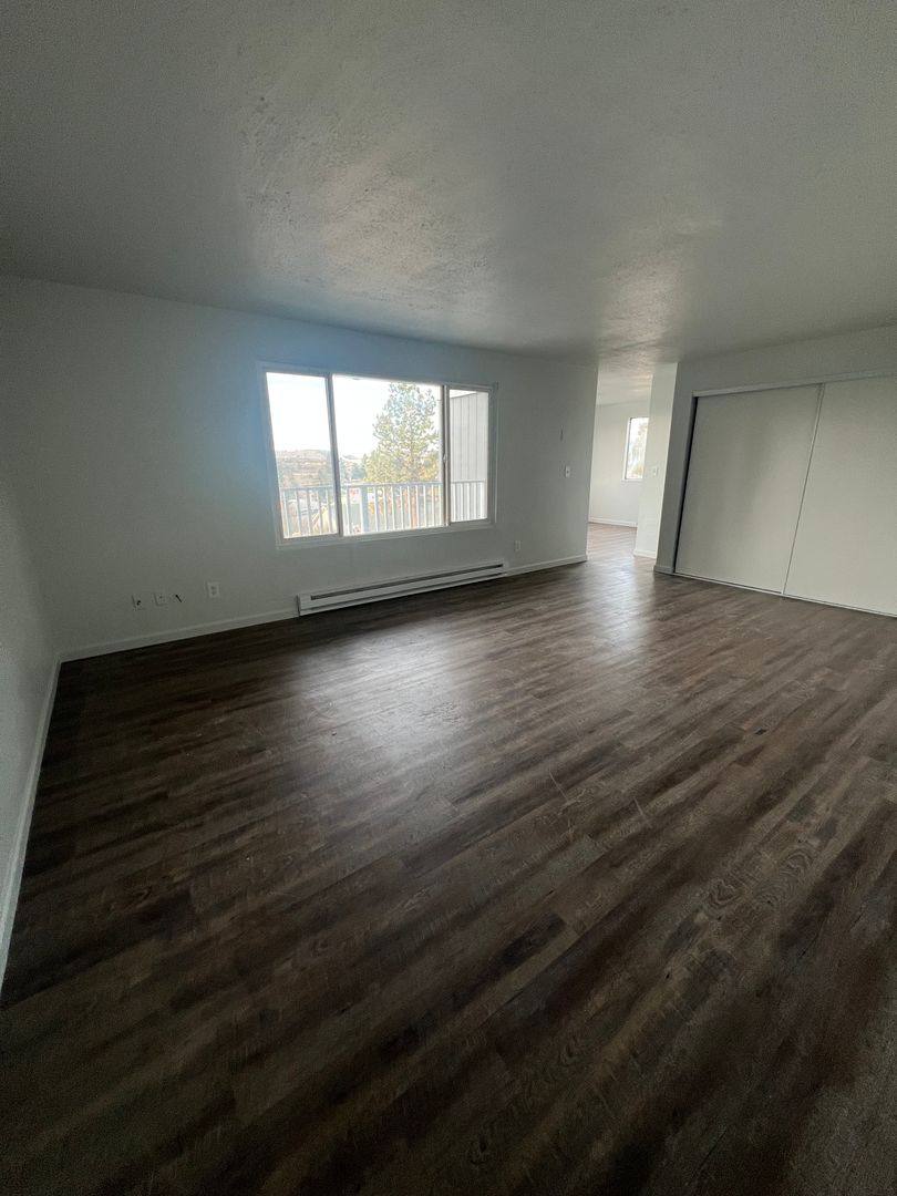 Apartment for rent at 2001 N Eldorado Ave #4, Klamath Falls, OR 97603