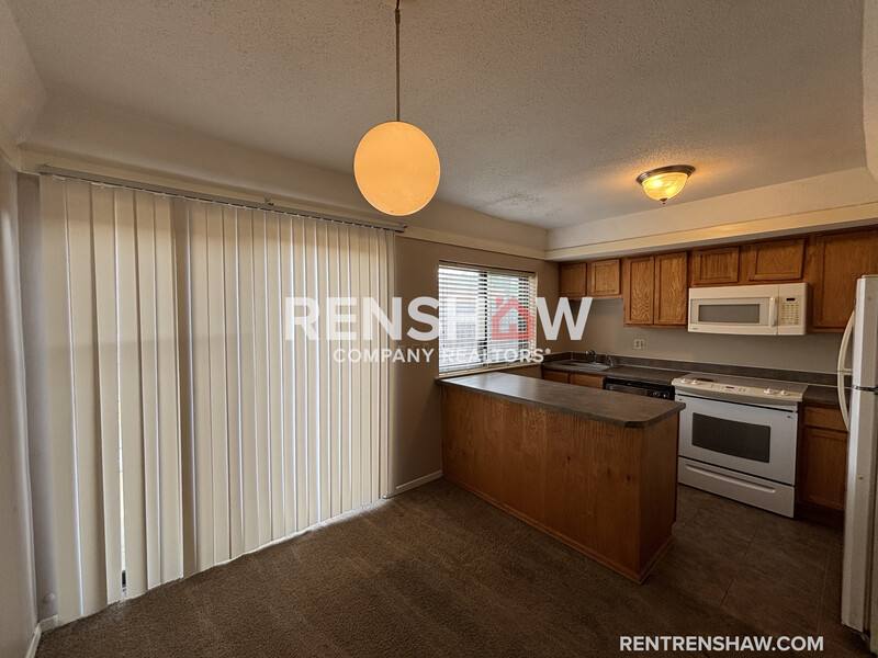 Condo for rent at 6620 Poplar Woods Circle S, Germantown, TN 38138