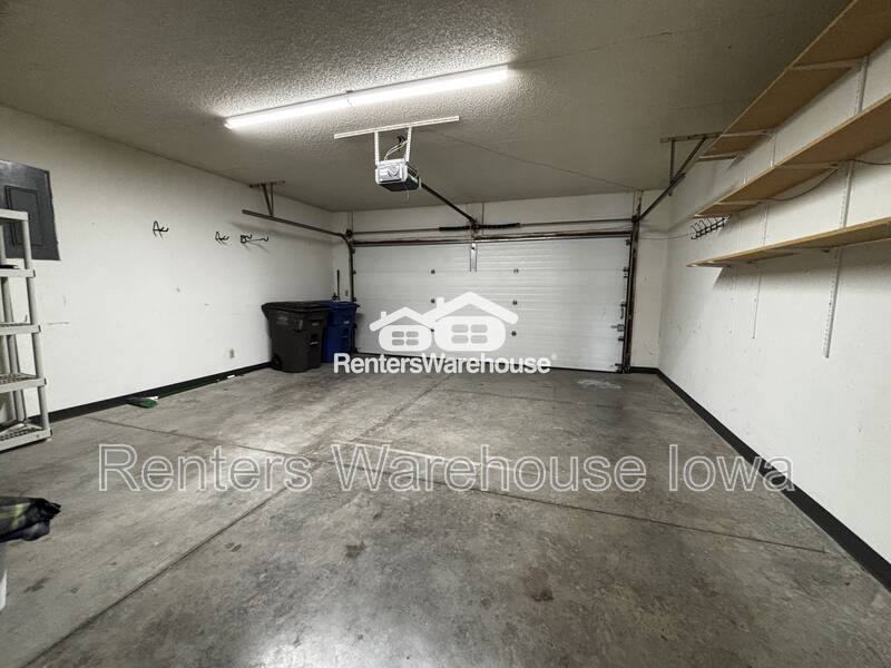 Apartment for rent at 4541 50th St, Des Moines, IA 50310