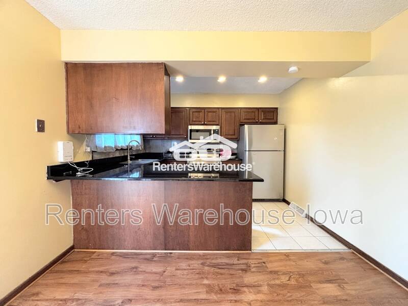 Apartment for rent at 4541 50th St, Des Moines, IA 50310