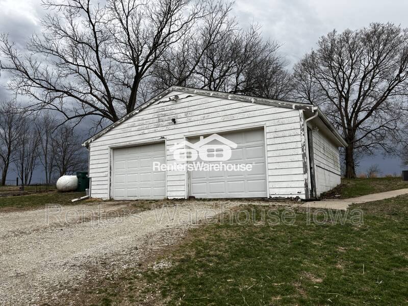 House for rent at 3287 Cumming Rd, Cumming, IA 50061