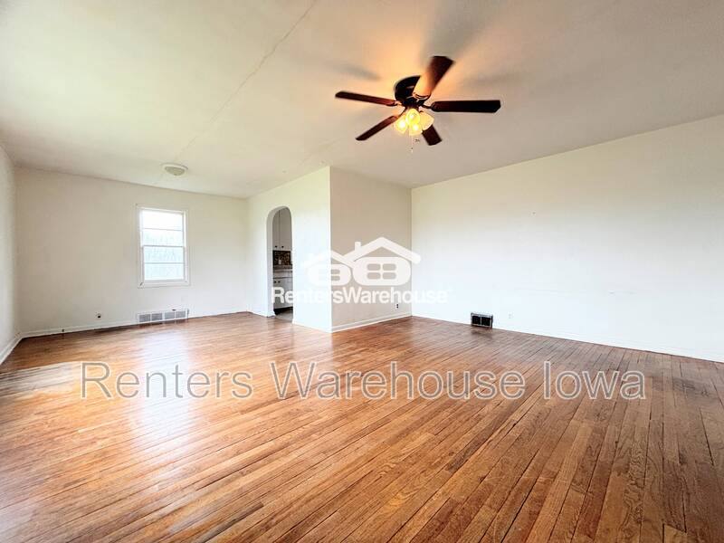 House for rent at 3287 Cumming Rd, Cumming, IA 50061